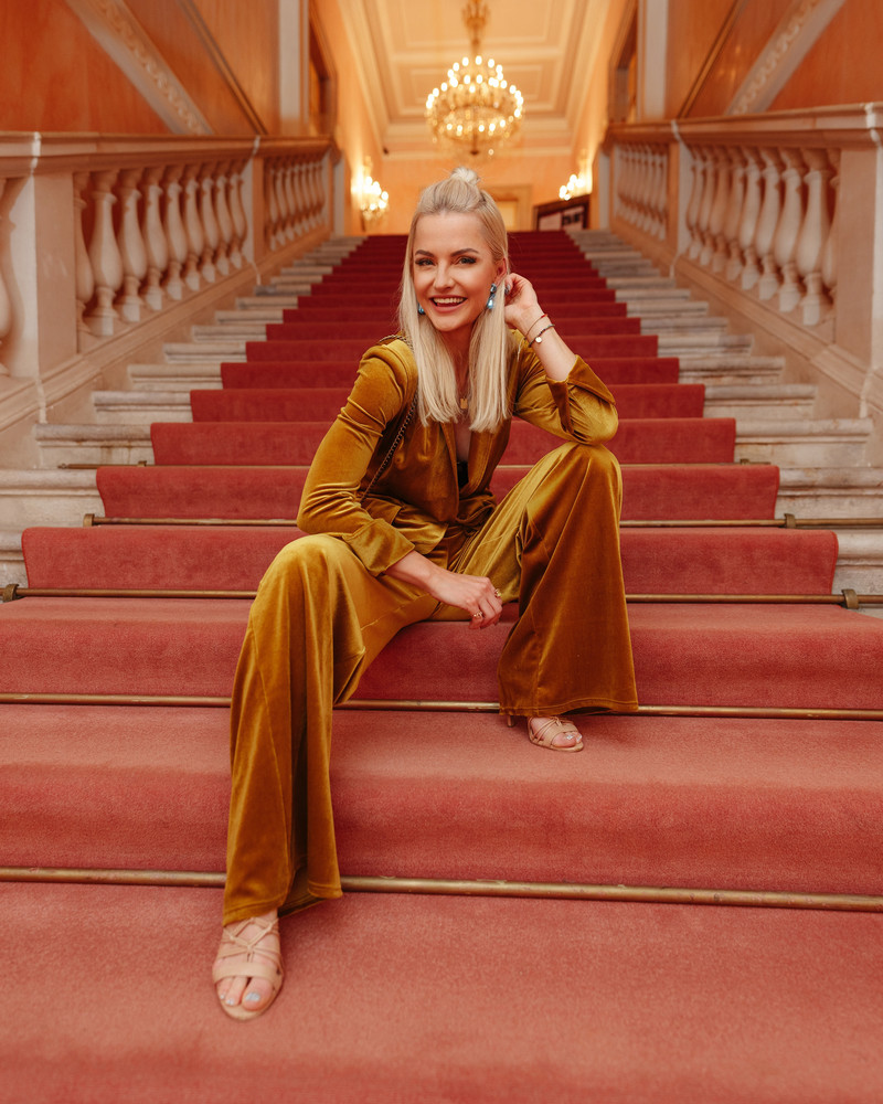 ELEGANT JACKET VELVET MUSTARD